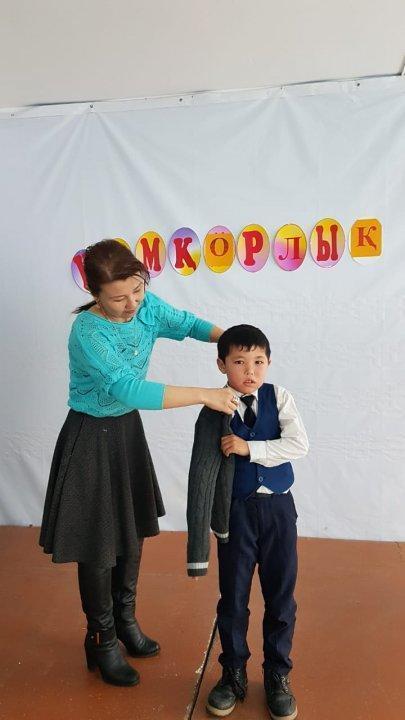 Ахмет Байтұрсынов атындағы №13 орта мектебінде Қамқорлық акциясы ұйымдастырылды.