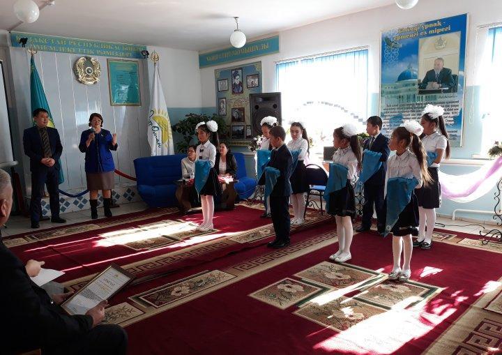 "Желтоқсан құрбандарын еске алу" кешіне шақырылған қонақтармен өткізілген іс-шарадан көріністер.